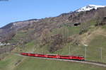 632 mit dem RE 1333 (Disentis/Mustér-Samedan) bei Saas 31.3.19