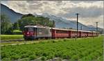 RE1752 mit Ge 4/4 II 616  Filisur  bei Felsberg. 07.06.2019)