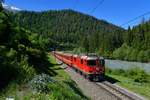 Ge 4/4 II 628 mit einem Regio am 26.05.2017 bei Versam.