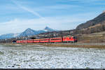 Am 09.01.2021 ist RhB Ge 4/4 II 624 mit RE 1240 von Scuol Tarasp nach Landquart unterwegs und konnte hier vor Malans GR aufgenommen werden.