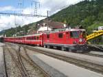 Ge 4/4 II - 615  Kloster  kommt mit ihrem Regio gerade in Ilanz / Glion an (der ersten Stadt am Rhein) am 15.08.2008