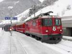 RhB - Ge 4/4 622 mit Regio in Sagliains am 04.12.2009