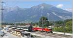 RE3836 nach St.Gallen begegnet in Zizers dem RE1248 nach Disentis mit der Ge 4/4 II 618  Bergn/Bravuogn .