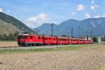 Am 26.Juli 2013 war Ge4/4 II Lok 625 der RhB mit einem Schnellzug aus Chur zwischen Felsberg und Domat/Ems auf dem Weg Richtung Reichenau-Tamins.