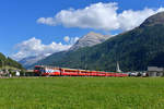 Ge 4/4 III 646 mit einem Regio am 24.09.2016 bei Bever.