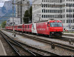 RhB - Ge 4/4 645 mit einfahrendem Regio im Bahnhof Landquart am 02.10.2020