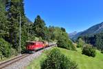 Ge 6/6 II 703 mit einem Güterzug am 08.09.2020 bei Alvaneu.