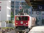 RhB - Ge 6/6  704 mit Gterwagen unterwegs im Bahnhof Chur am 20.09.2013