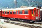 RhB - A 1211 II am 06.06.1990 in Chur - 1.Klasse Personenwagen Schwere Stahlbauart - Baujahr 1931 - SWS/RhB - Fahrzeuggewicht 23,00t - Sitzpltze 33 - LP 16,44m - zulssige Geschwindigkeit 80 km/h - 3=03.02.1988 - Logo RhB in deutsch - Lebenslauf: ex AB4 209 - 1956 A4 1209 - 1964 A 1209 - 03.02.1988 A 1211 II - 12/2002 WR 3813 II. Hinweis: gescanntes Dia