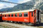 RhB - A 1213 am 11.09.1994 in Samedan - 1.Klasse Personenwagen Schwere Stahlbauart - bernahme 15.06.1930 - SWS - Fahrzeuggewicht 23,00t - Sitzpltze 33 - LP 16,44m - zulssige Geschwindigkeit 80 km/h - 3=15.04.1988 2=22.12.1993 - Logo RhB in rhtoromanisch - Lebenslauf: ex AB4 211 - 1956 A4 1211 - 1964 A 1211 - 15.04.1988 A 1213 - 10/1998 WS 3902 Ausstellungswagen. Hinweis: gescanntes Dia
