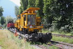 Anlieferung einer neuen MATISA Gleisstopfmaschine für das Netz der Rhätischen Bahn.Landquart-Ried 06.07.16