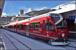 IR1144 mit Steuerwagen At57801 an der Spitze in St.Moritz.