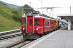 Jubilum,100 Jahre Bever-Scuol.Der  Fliegende Rtier  ABe 4/4 501  brachte das Bernina Krokodil Nr.182 und zwei Bernina Wagen und andere hist.Fahrzeuge nach Scuol.Hier bei der Rckfahrt nach Samedan.