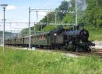 Die SBB Eb 3/5 Nr. 5819  HABERSACK  dampft im Bild mit ihren Dampfextrazug bei ihrer 2. Rundfahrt aus dem Bahnhof Koblenz und wird dann via Turgi wieder Brugg erreichen. Sonntag, 21. Mai 2017

Leider stört im Bild ganz links eine Strasenlaterne, der ein Waggon ein bisschen verdeckt. Aber sonst ist alles hoffentlich gut...