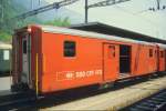 SBB Brnig - Gepckwagen D 611 im Bahnhof Interlaken Ost im Juni 1985