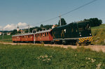 CJ/SBB: Sonderzug mit Gm 4/4 508 (ehemals VED T1) und drei B4 (ehemals SBB Brünig) bei Les Breuleux im August 1986.
