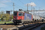 Re 620 046-3 durchfährt den Bahnhof Pratteln.