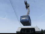 Blaue Kabine der Säntis Luftseilbahn beim Verlassen der Talstation auf der Schwägalp am 23.09.2022