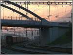 Der nach Disentis ausfahrende RE1248 begegnet dem einfahrenden RE1261 aus Disentis ausserhalb der Friedaubrcke in Chur.