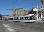 Be 5/6 Cobra mit der Betriebsnummer 3079 der Glattalbahn auf der Linie 10 am Hauptbahnhof Zrich. Die Aufnahme stammt vom 23.06.2012.

