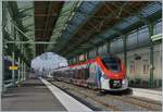 Der SNCF Z 31 527 M ist von Coppet in Evian les Bains eingetroffen und nun in der herrlichen Bahnhofshalle von Evian von unzähligen Nieten umgeben, ein herrlicher Kontrast zu den Stationen der