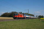 Re 420 202 befindet sich am 20.04.2017 mit einer S11 nach Schaffhausen bei Marthalen.