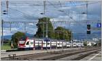 511 042 S5 18562 nach Zug verlässt Pfäffikon SZ Richtung Rapperswil.