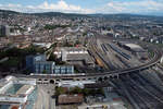 Ein DTZ auf dem Wipkinger Viadukt. Vom Prime Tower gesehen am 07.07.2012.