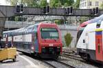 SCHAFFHAUSEN (Kanton Schaffhausen), 12.05.2023, Doppelstock-Steuerwagen an Zug 450 001 der SBB/CFF/FFS als S9 (S-Bahn Zürich) nach Uster bei der Ausfahrt aus Schaffhausen