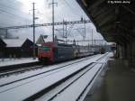 Re 450 033-6 ''Thalheim'' am 12.2.09 als S12 in Oberwinterthur.