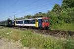 Nur ganz knapp hinter einem Dispozug hervor kam der RBe 540 032-0, der sich am 4.7.09 dem Bahnhof Stettbach nherte.