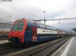 S5-Dotra nach Niederweningen mit fhrendem Bt 50 85 26-33 953-8 am 26.11.09 bei etwas garstigem Wetter in Rapperswil