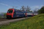 Re 450 058-3 fhrt am 28.4.12 von Richterswil Richtung Wdenswil.