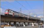 514 024-9 aus Oerlikon fährt in Hardbrücke ein.