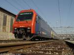 SBB Re 450 066-6  Neerach  mit Doppelstock-Pendel-Zug (DPZ) als S 8 Winterthur - Pfffikon SZ am 20.09.03 bei Winterthur