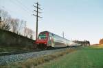 Ein Steuerwagen der S-Bahn, am 7.12.03 auf der Strecke Knonau - Steinhausen