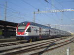 RVD's auf der Zürcher S-Bahn (2): Der RABe 511 066, als Vetreter der blauen RVD's, steht am 2.4.2020 in Rapperswil.
