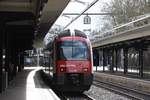 ZÜRICH, 26.02.2020, 514 030 als S8 nach Pfäffikon SZ bei der Ausfahrt aus dem Bahnhof Zürich Enge
