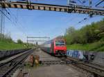 Eine S5 nach Rafz mit fhrendem Bt 50 85 26-33 987-6 am 29.4.2010 bei der Durchfahrt in Stettbach