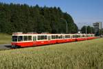 Be 8/8 28/27 und Be 8/8 26/25 befinden sich am 9.7.10 zwischen Zollikerberg und Waltikon.