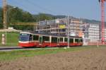 Be 4/6 61 und Be 4/6 61 fahren am 25.4.11 von Langwies Richtung Esslingen.