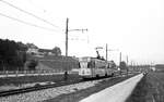 TN__Neuchâtel/Neuenburg__Tw 1102 [1962 ex Genua] auf Linie 5 nach Boudry vor den Weinterrassen.__30-08-1976