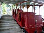 Wagen 2 der Reichenbachfall Bahn steht am 7.8.2007 in der Talstation