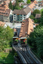 Funiculaire Neuveville–St-Pierre, Fribourg, 26. Juli 2025<br>
Die letzte mit Wasserballast betriebene Standseilbahn der Schweiz, das mit Abwasser betriebene Freiburger Funi, umgangssprachlich  Schissibähnli  oder französisch  Funicaca .