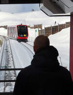 Kreuzung der beiden Fahrzeuge der Parsennbahn. Davos, 11.03.2020
