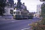 Als Nachtrag zu Julian's Bildern vom historischen Berner Tramwagen 107: 107 mit Anhänger 333 (Abbruch 1991) in der Steigung vom Eigerplatz ins Weissenbühl, 2.Oktober 1968.