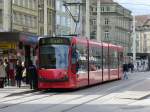 Bern Mobil - Gelenktram Combino Be 4/6  758 bei der Haltestelle vor dem SBB Hauptbahnhof in Bern am 03.03.2007