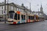 Be 6/8 Combino 762 mit der Werbung für die Marktgasse, auf der Linie 6, fährt zur Haltestelle Hirschengraben. Die Aufnahme stammt vom 06.12.2021.