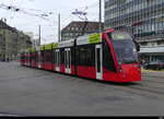 Bern Mobil - Tram Be 6/8 659 unterwegs auf der Linie 8 in der Stadt Bern am 06.11.2022