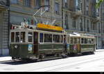 Bern Mobil - Oldtimer Be 2/2  37 mit Beiwagen B 311 unterwegs in der Stadt Bern am 25.06.2023